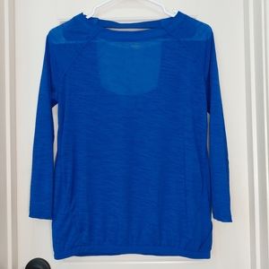 Athleta XS Clarity Open Back Top Activewear Blue Stretch Lightweight Yoga